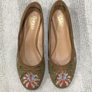 Franco Sarto NWOB suede flat. Size 8